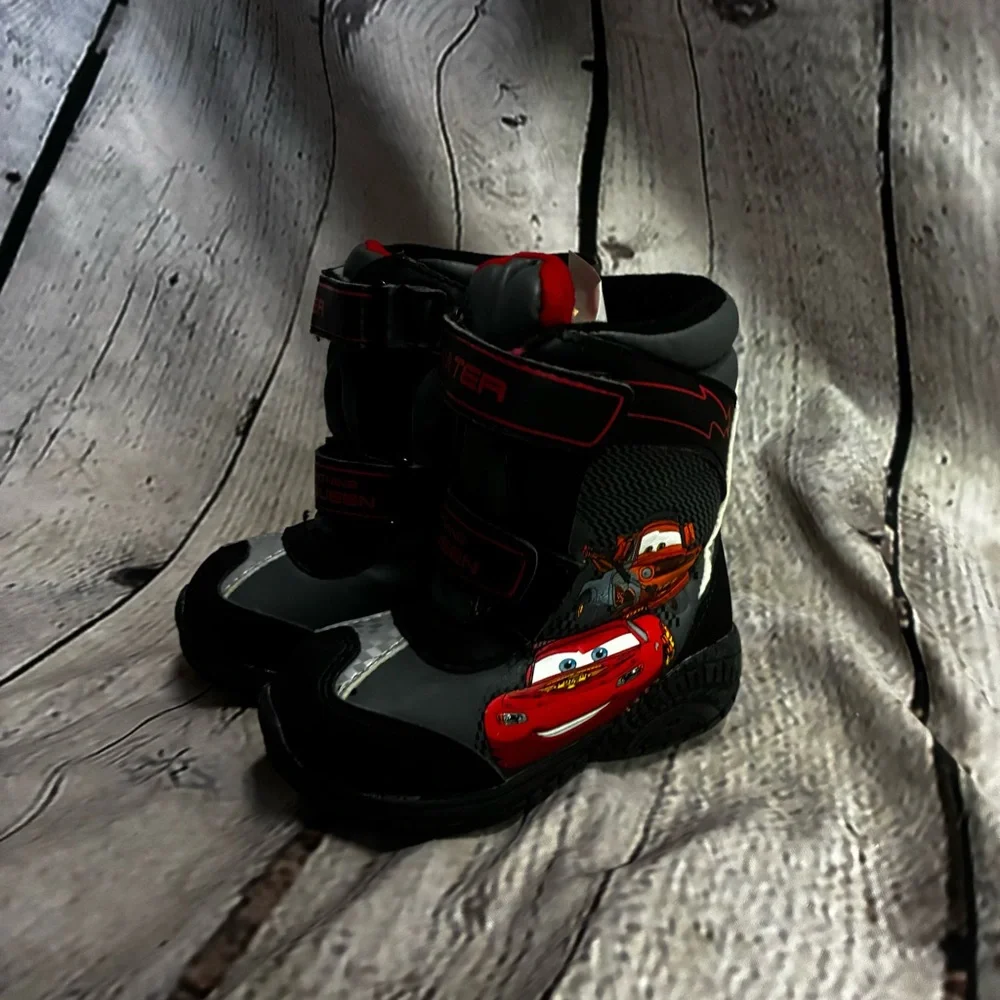 Disney Pixar Cars Movie Lightning McQueen Toddler‎ Boys' Winter Snow Boots Sz 7